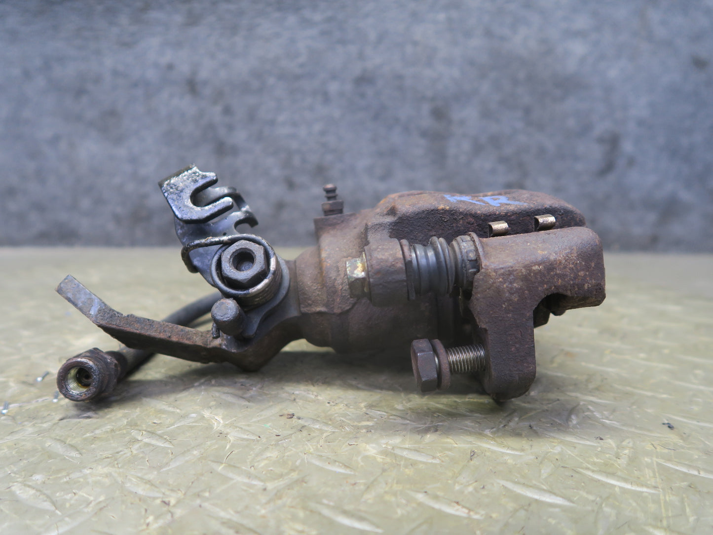 81-83 Datsun S130 280ZX Set of 2 Rear Left & Right Brake Caliper 80K Miles OEM