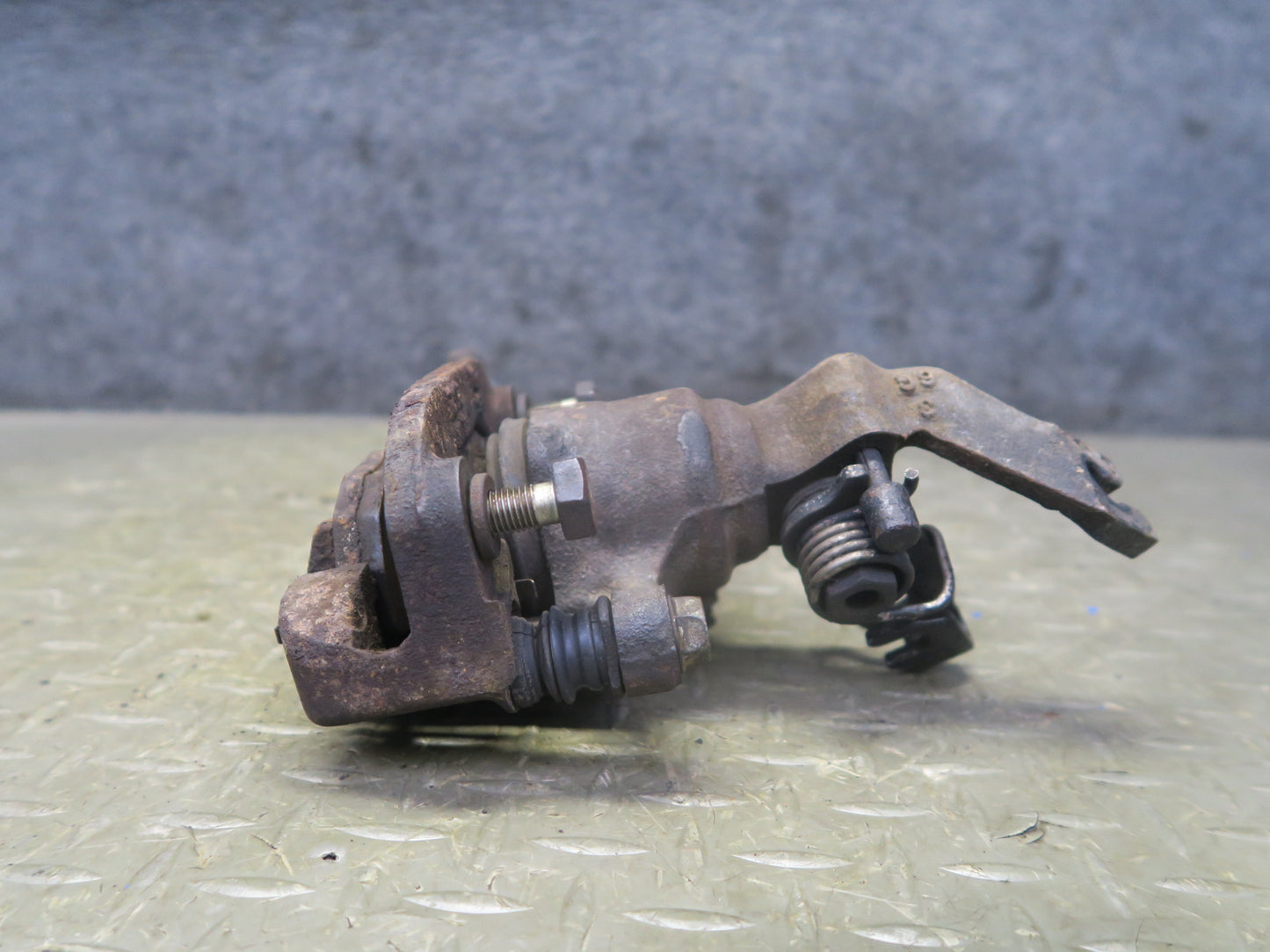 81-83 Datsun S130 280ZX Set of 2 Rear Left & Right Brake Caliper 80K Miles OEM
