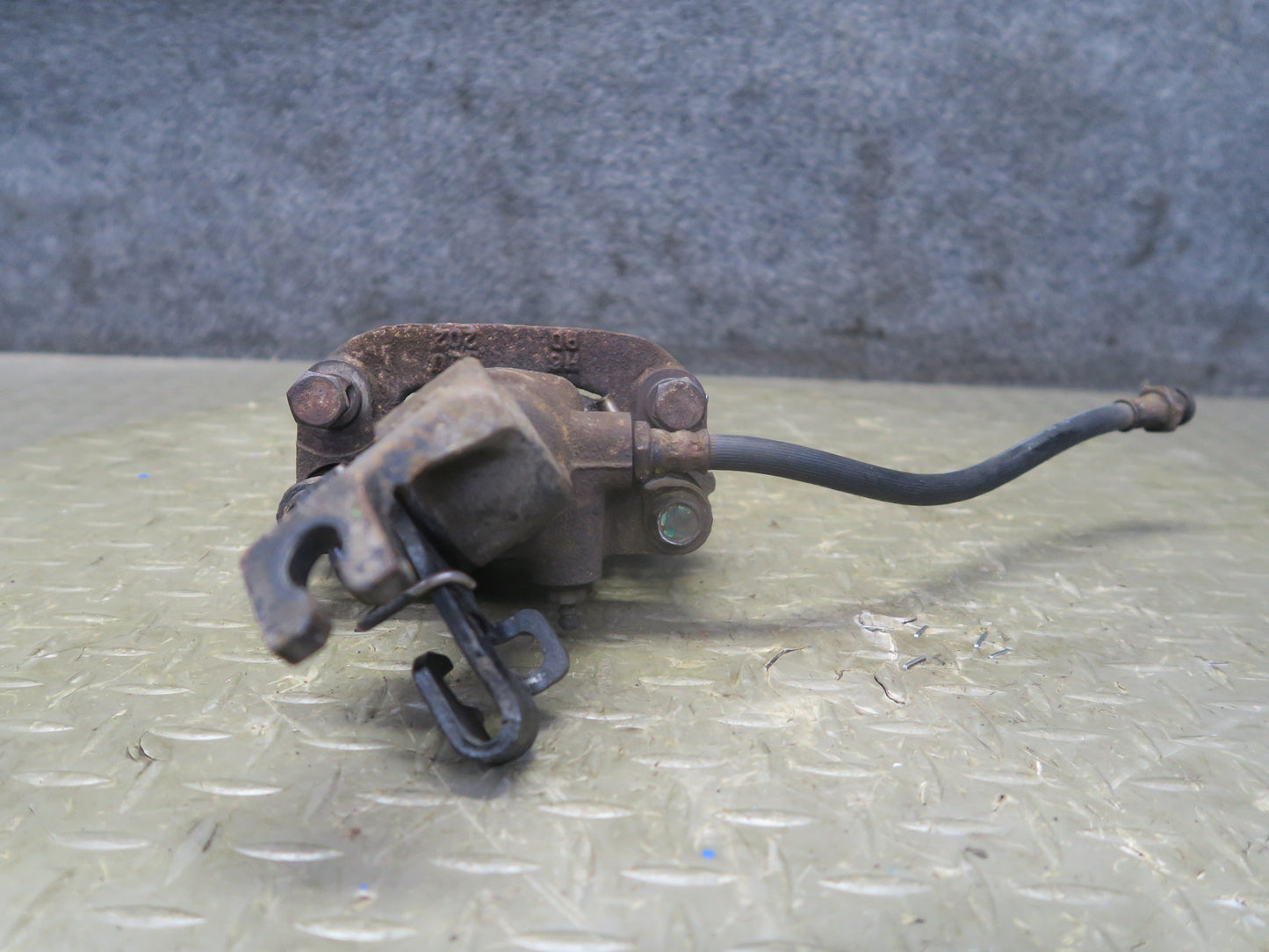 81-83 Datsun S130 280ZX Set of 2 Rear Left & Right Brake Caliper 80K Miles OEM