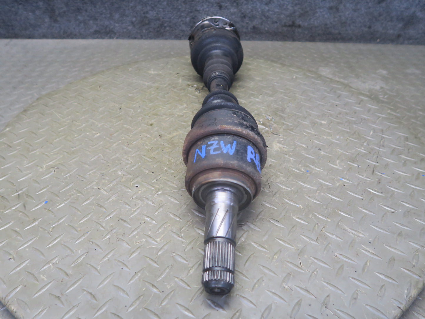 82-83 Datsun Nissan 280ZX S130 Turbo 2+0 Rear Right Axle Shaft 80K Miles OEM