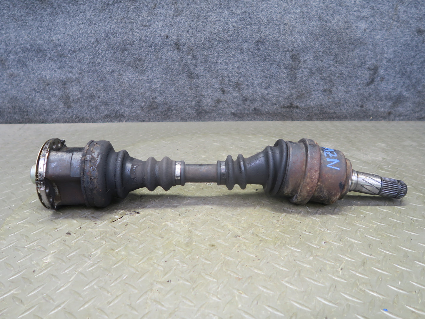 82-83 Datsun Nissan 280ZX S130 Turbo 2+0 Rear Right Axle Shaft 80K Miles OEM