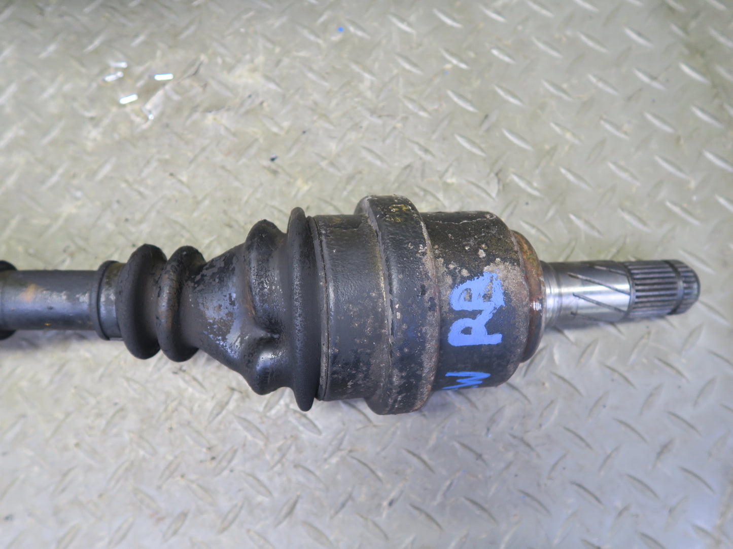 82-83 Datsun Nissan 280ZX S130 Turbo 2+0 Rear Right Axle Shaft 80K Miles OEM