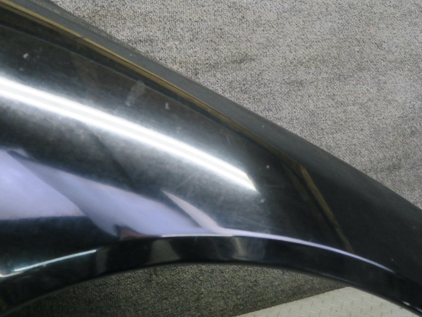 01-05 Lexus JCE10L IS300 Front Right Fender Shell Cover Panel Black OEM
