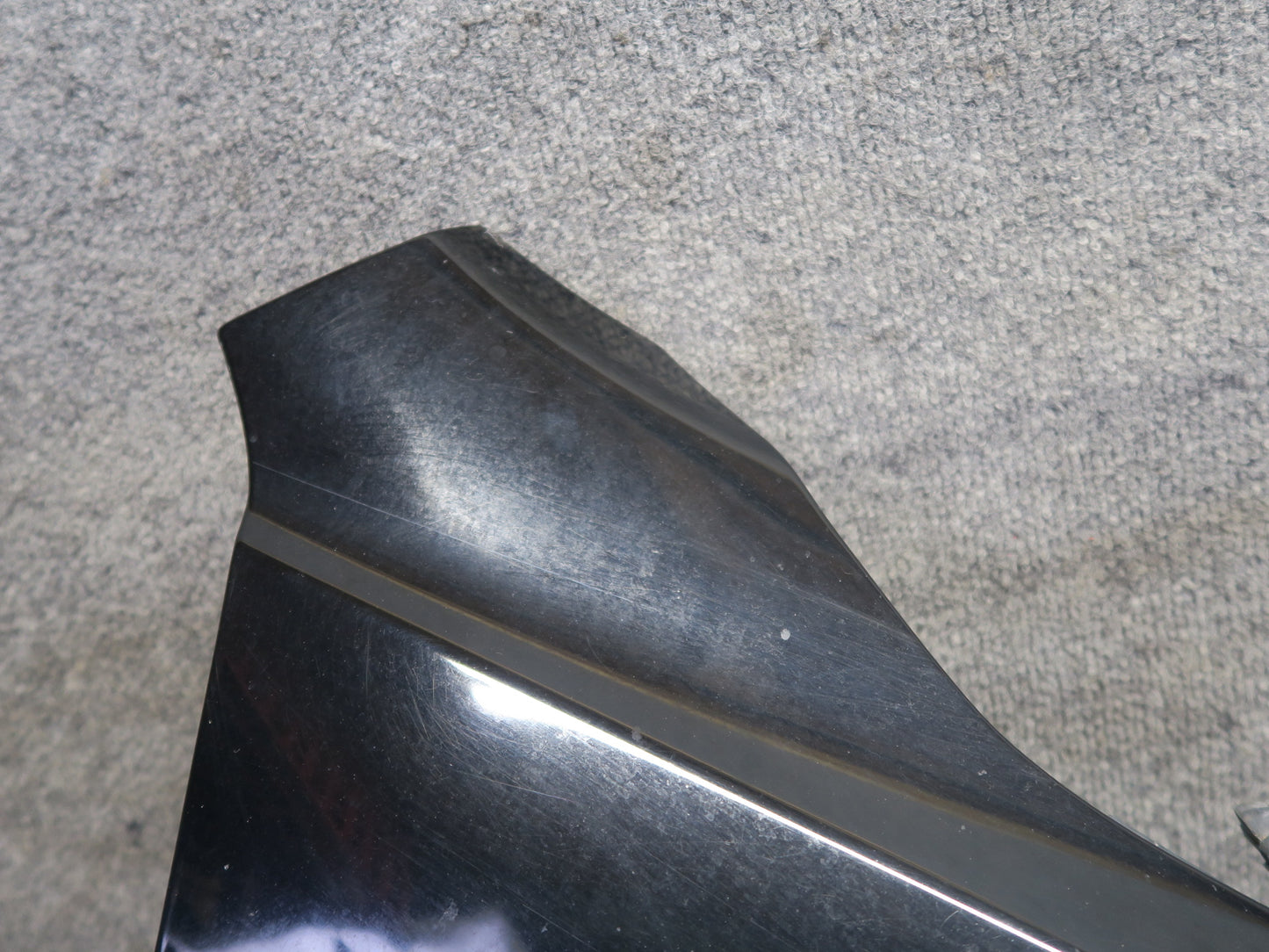 01-05 Lexus JCE10L IS300 Front Right Fender Shell Cover Panel Black OEM