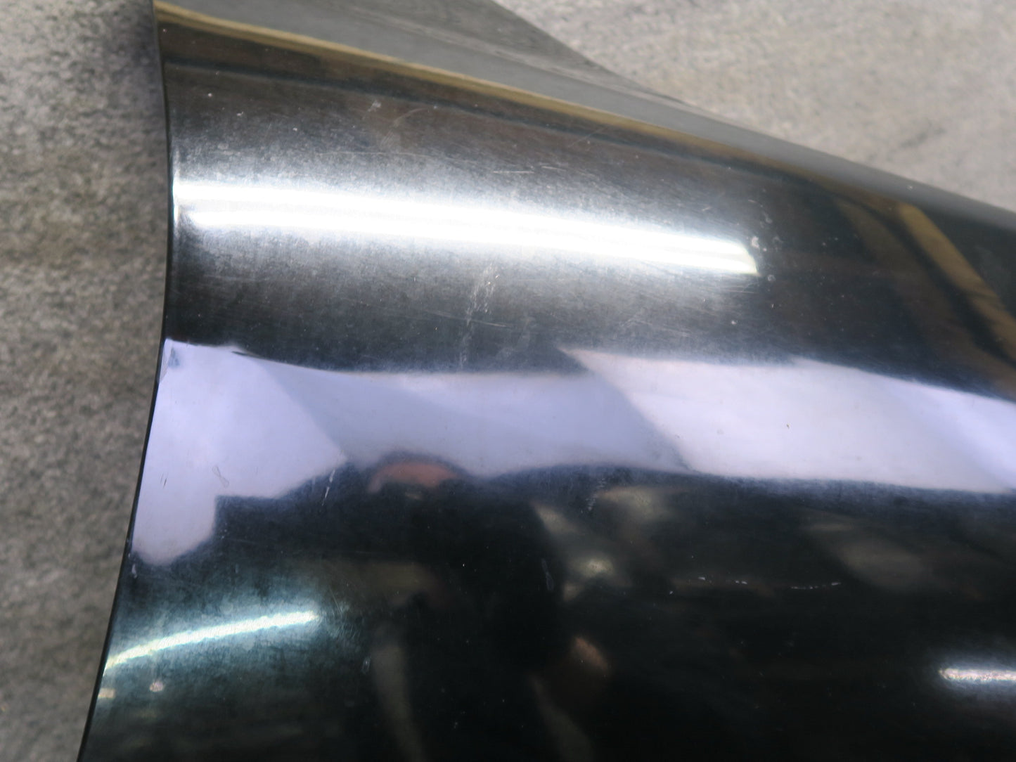 01-05 Lexus JCE10L IS300 Front Right Fender Shell Cover Panel Black OEM
