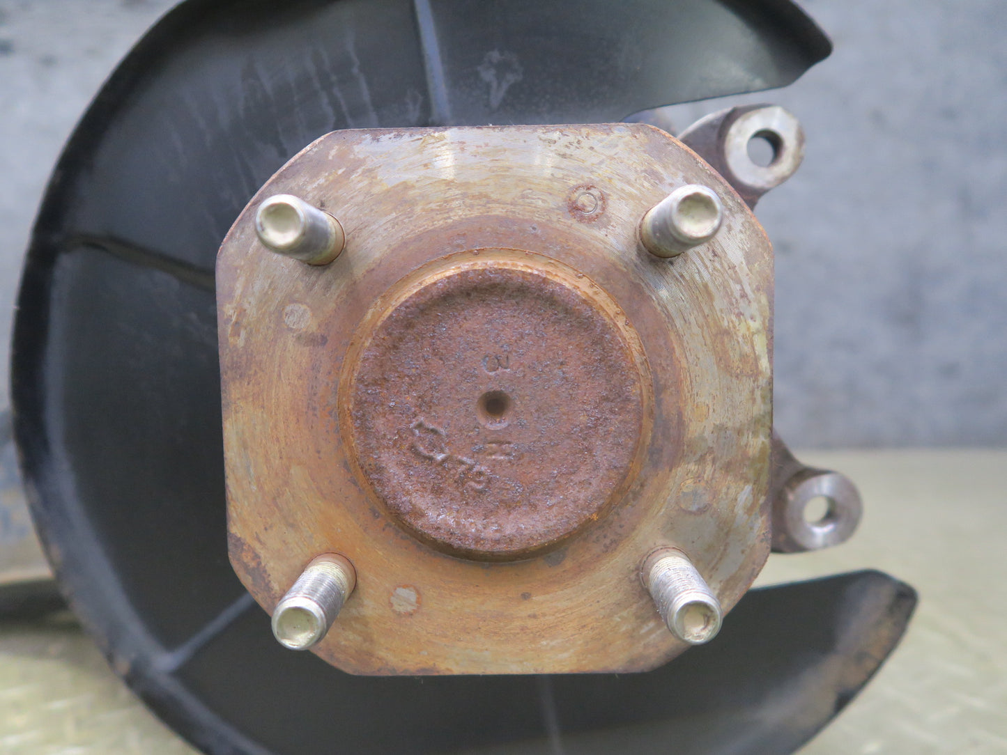 82-83 Datsun 280ZX S130 Turbo 2+0 Rear Left Trailing Arm Hub Spindle 80K OEM