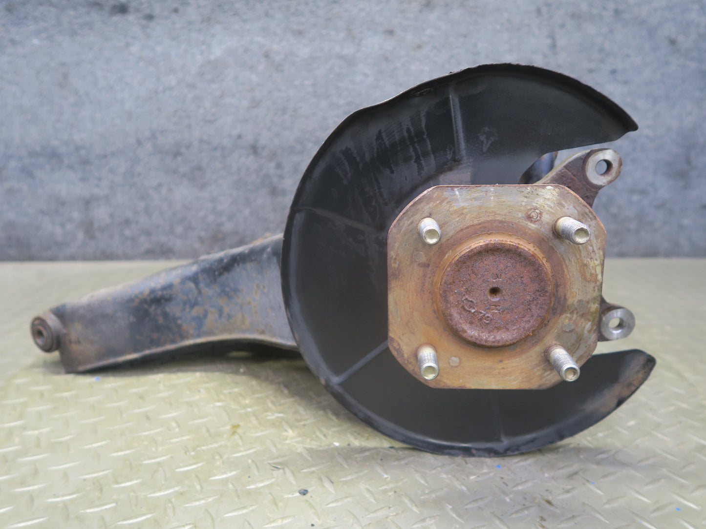 82-83 Datsun 280ZX S130 Turbo 2+0 Rear Left Trailing Arm Hub Spindle 80K OEM