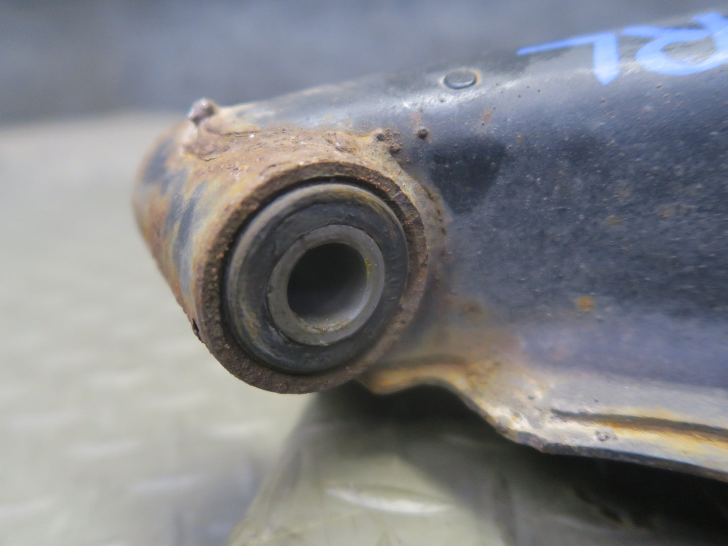 82-83 Datsun 280ZX S130 Turbo 2+0 Rear Left Trailing Arm Hub Spindle 80K OEM