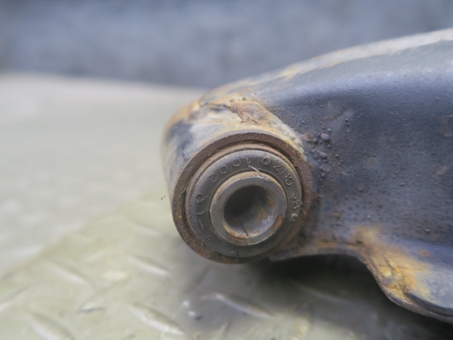 82-83 Datsun 280ZX S130 Turbo 2+0 Rear Right Trailing Arm Hub Spindle 80K OEM