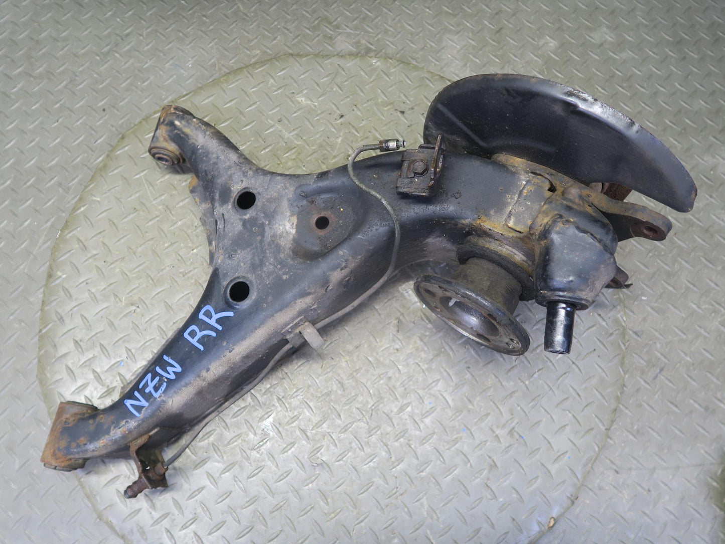 82-83 Datsun 280ZX S130 Turbo 2+0 Rear Right Trailing Arm Hub Spindle 80K OEM