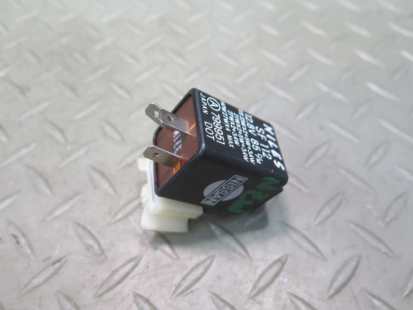 79-83 Datsun 280ZX S130 Turn Signal Flasher Relay OEM