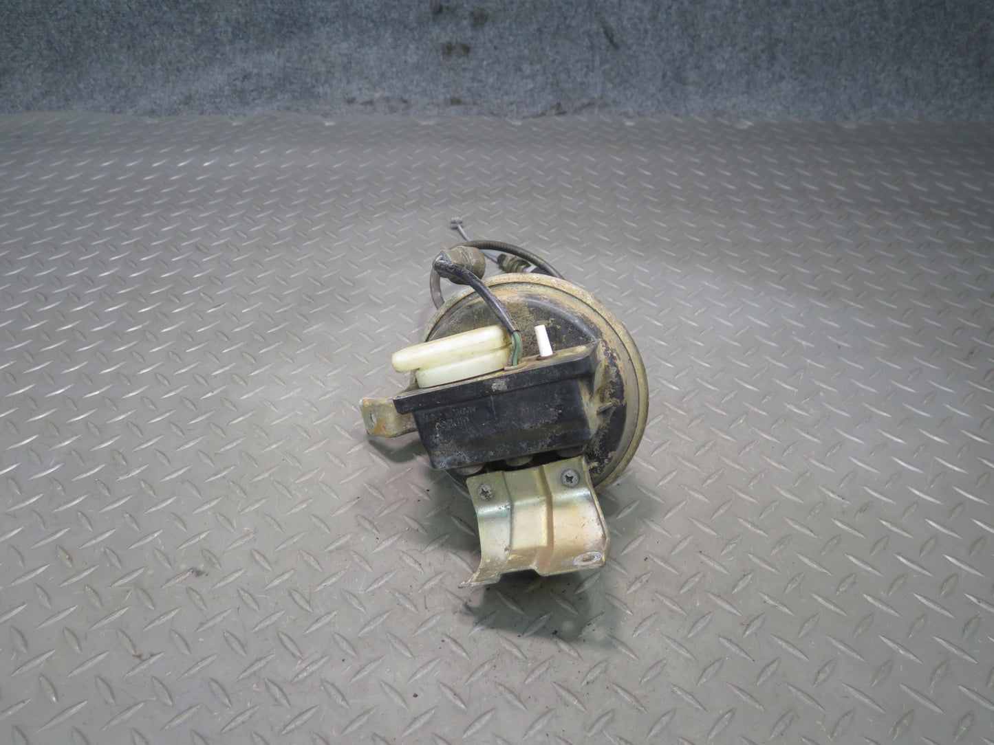 1983 Datsun 280ZX S130 Turbo Cruise Control Servo w Cable Assembly OEM