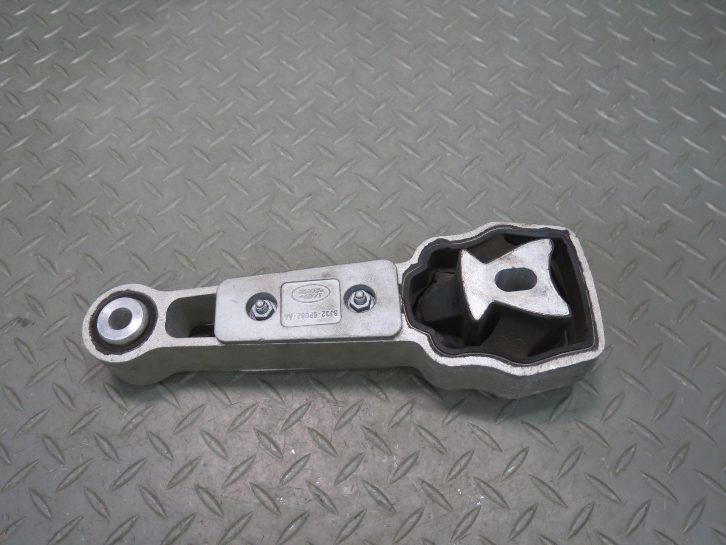 2012-2013 Range Rover Evoque L538 Engine Motor Mount Bracket BJ32-6P082-AA
