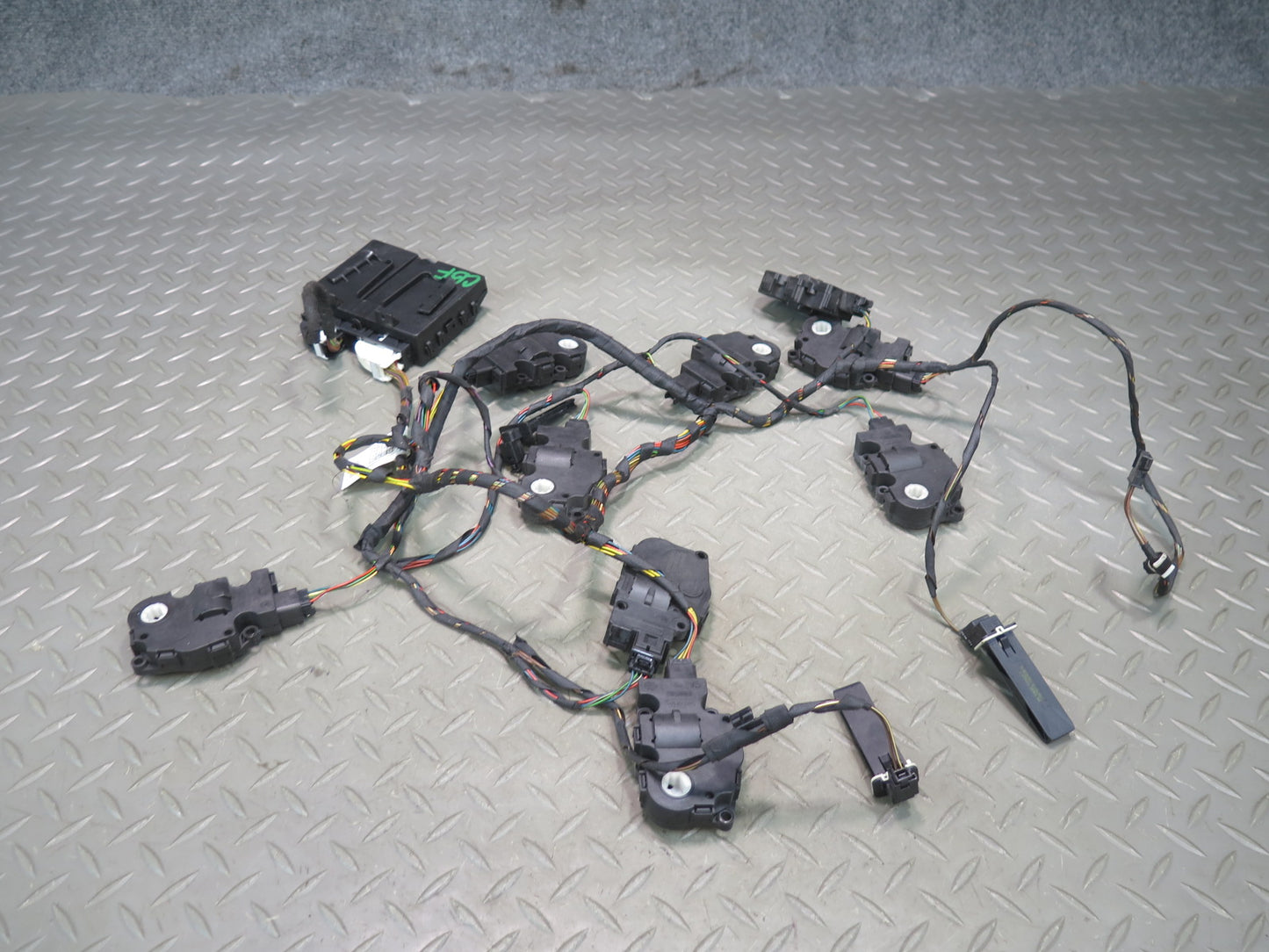 14-16 BMW F32 435iX Hvac Control Unit w Actuator Flap Motors & Wiring Set OEM