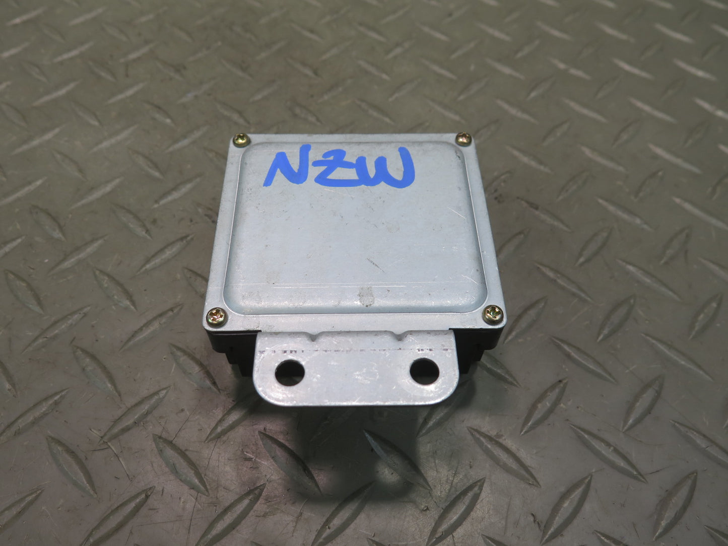 81-83 Datsun Nissan 280ZX S130 Timer Unit Room Lamp 25310-P9100 OEM