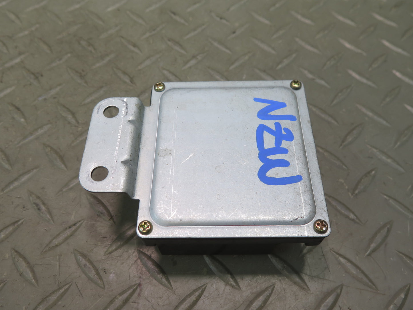 81-83 Datsun Nissan 280ZX S130 Timer Unit Room Lamp 25310-P9100 OEM