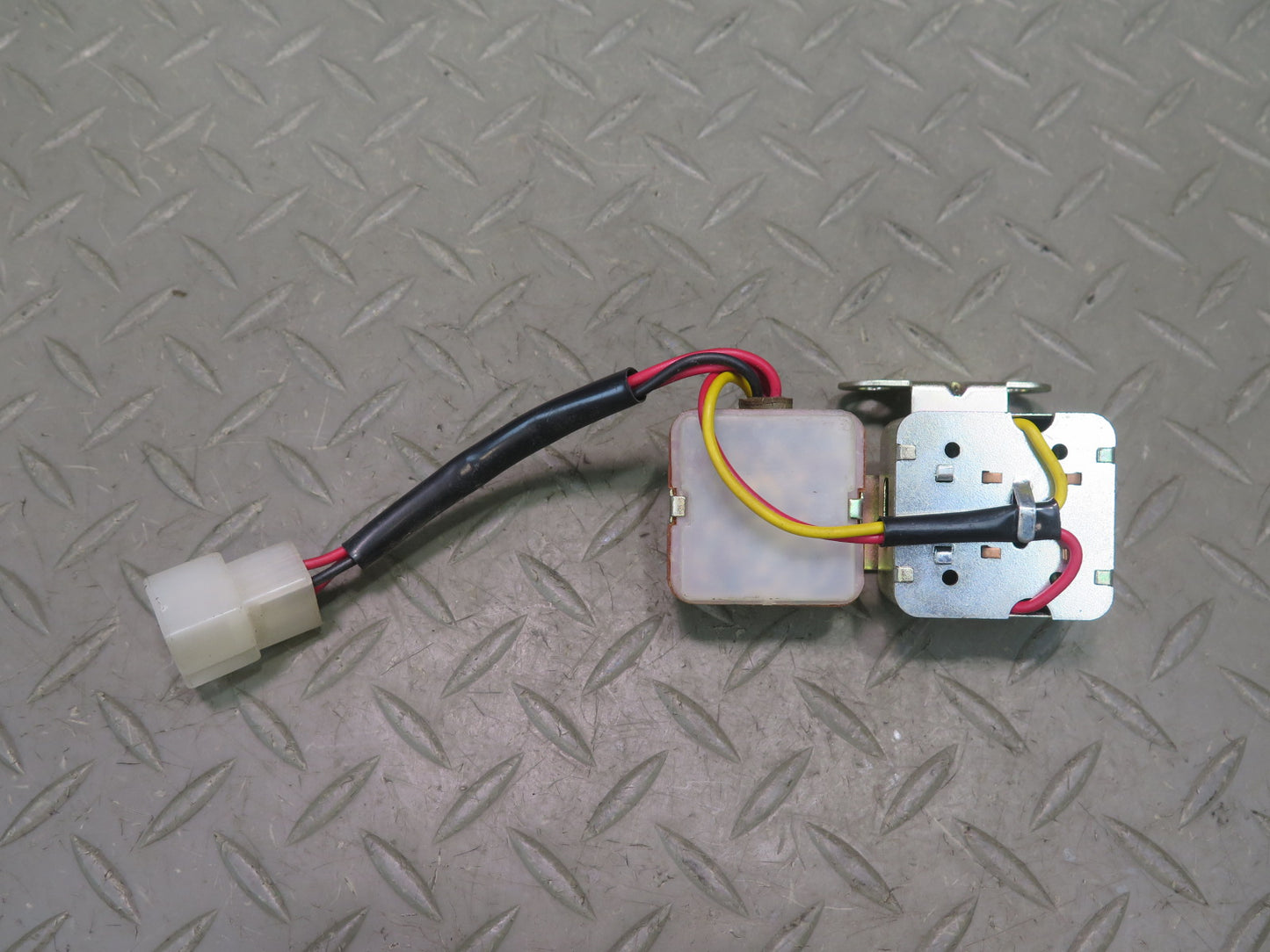 79-83 Datsun 280ZX S130 Horn Relay OEM