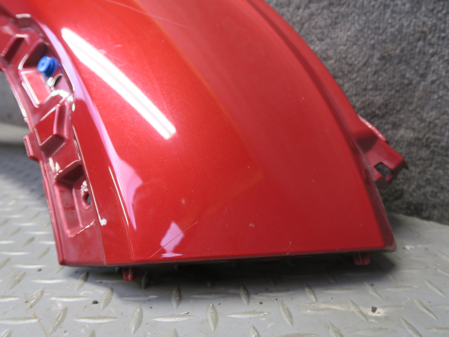 2012-2019 Range Rover Evoque L538 Front Right Fender Shell Cover Panel RED