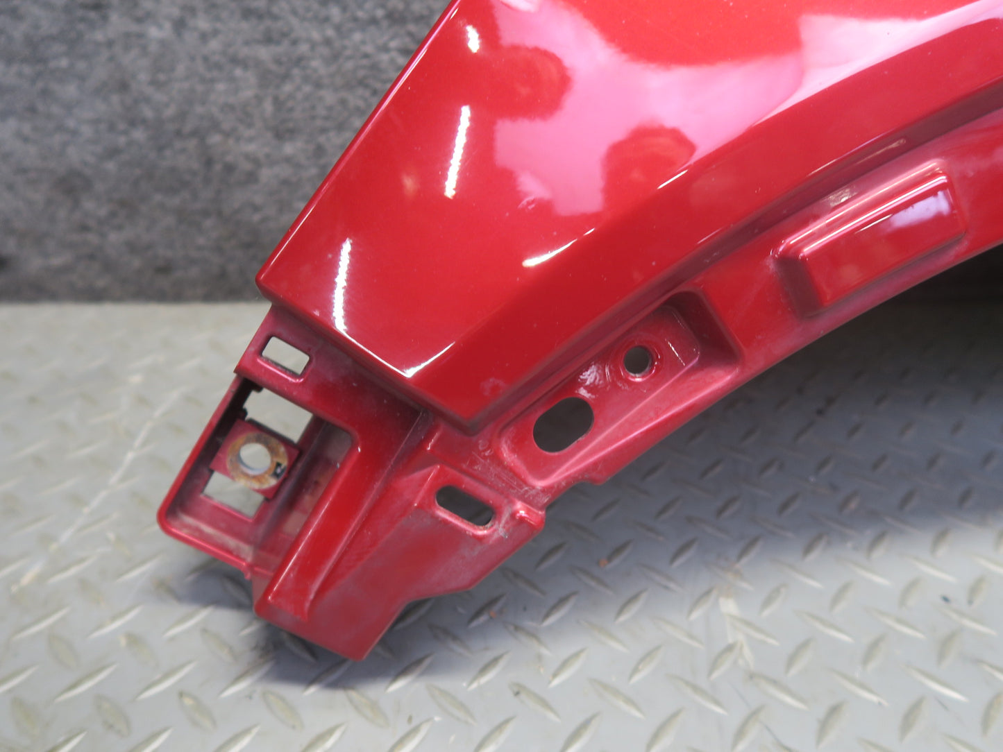 2012-2019 Range Rover Evoque L538 Front Right Fender Shell Cover Panel RED