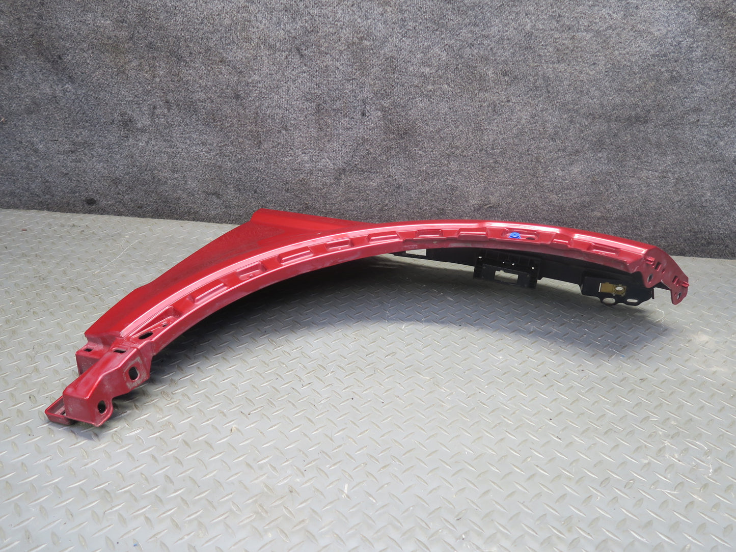2012-2019 Range Rover Evoque L538 Front Right Fender Shell Cover Panel RED