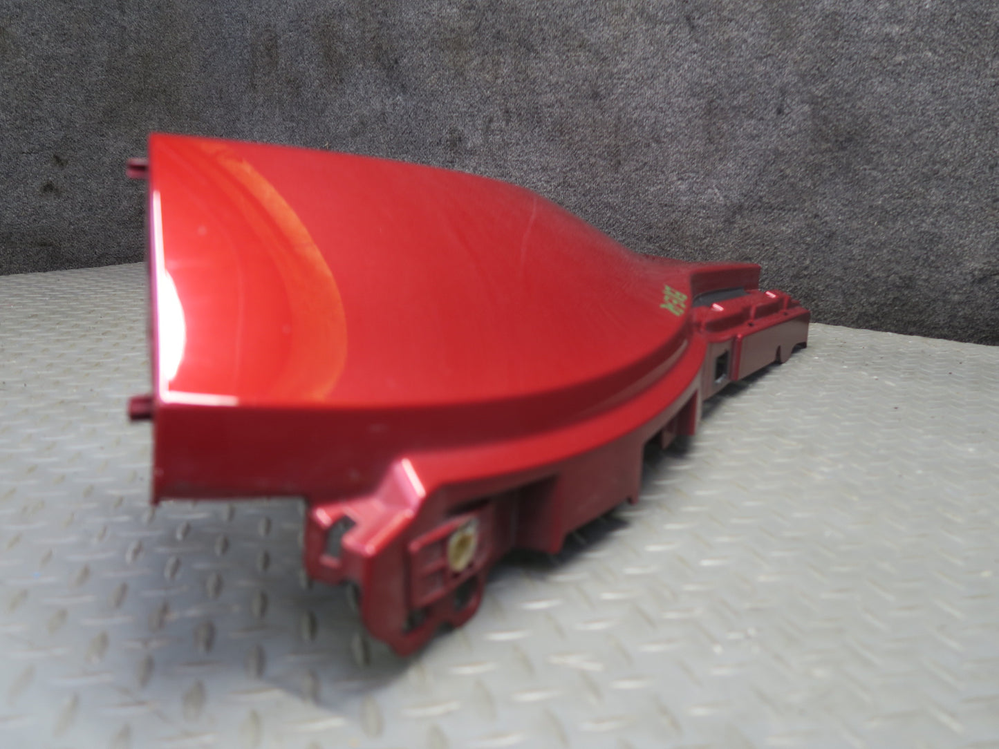 2012-2019 Range Rover Evoque L538 Front Right Fender Shell Cover Panel RED