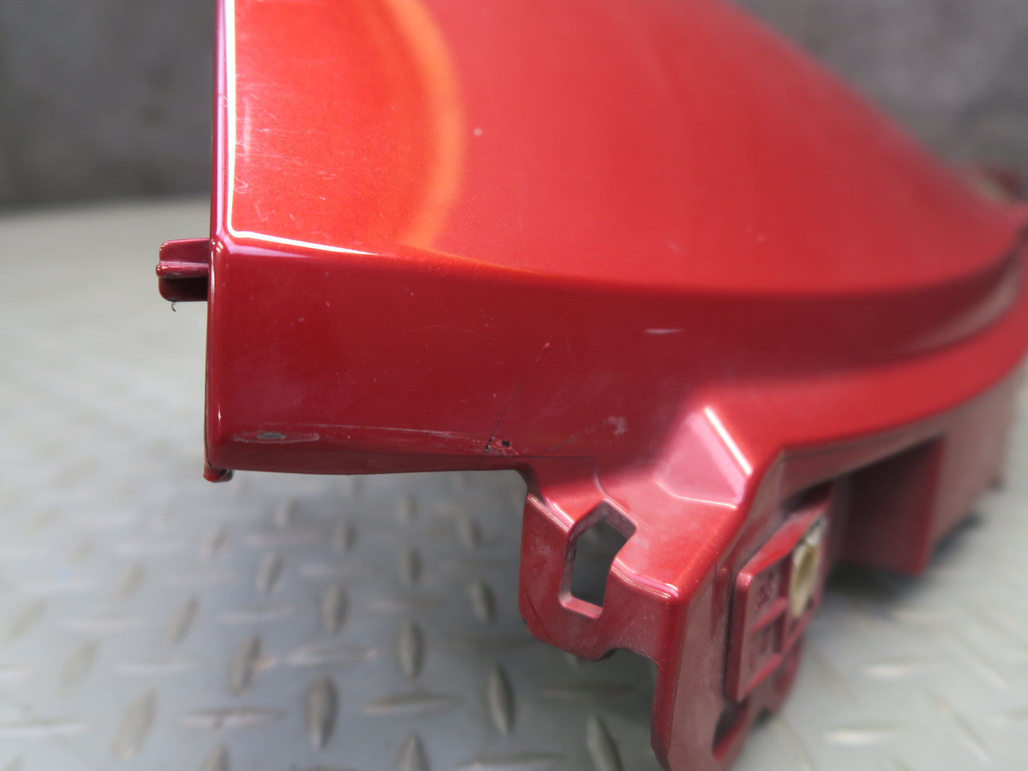 2012-2019 Range Rover Evoque L538 Front Right Fender Shell Cover Panel RED