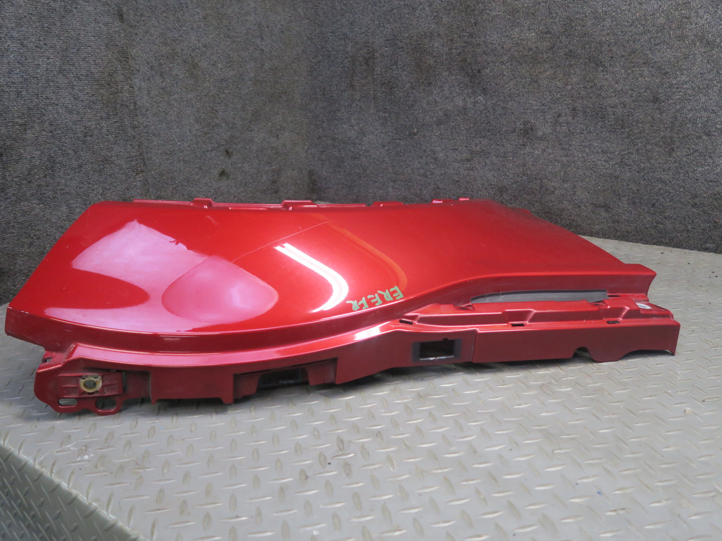 2012-2019 Range Rover Evoque L538 Front Right Fender Shell Cover Panel RED