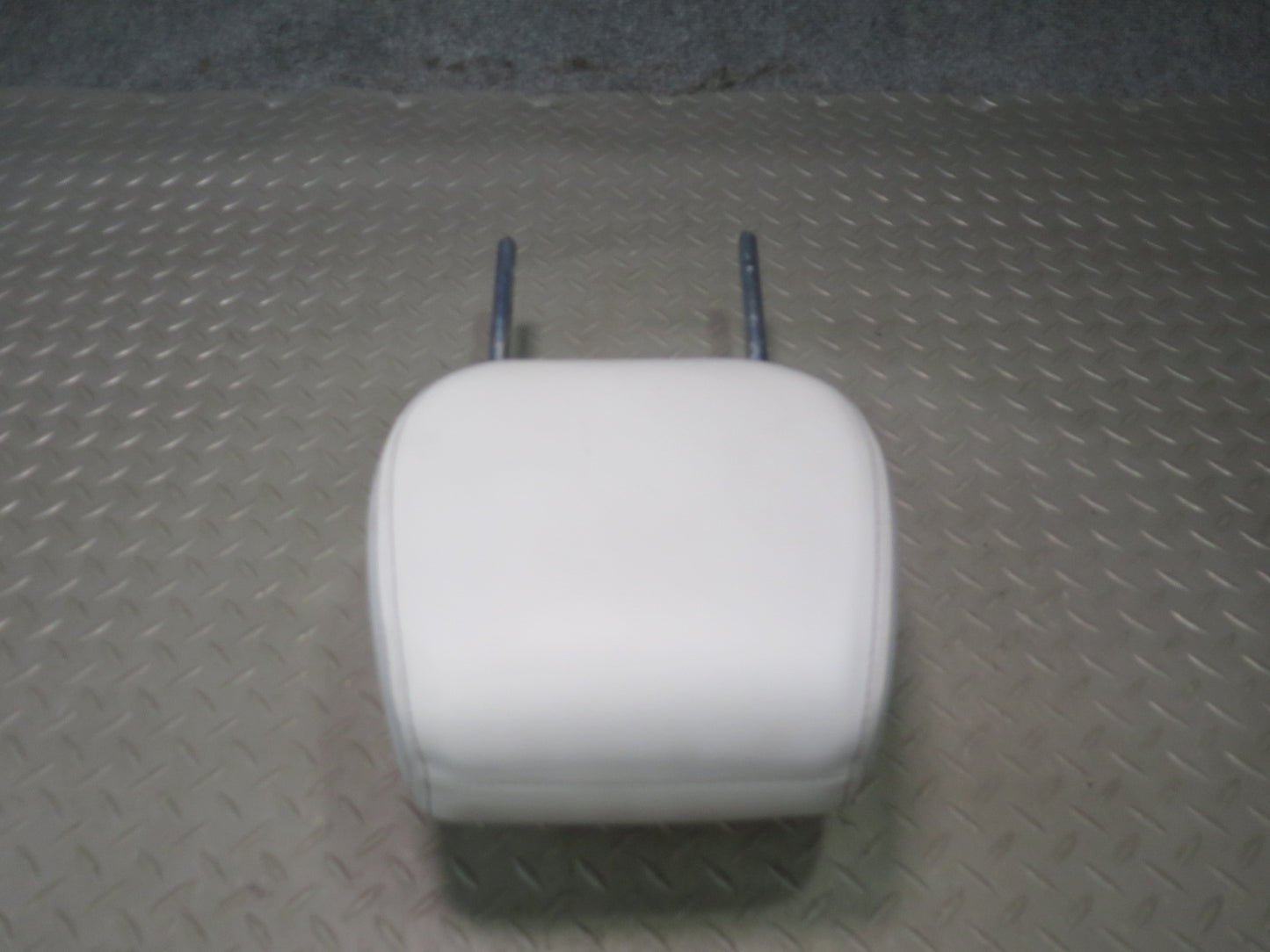 2012-2015 Range Rover Evoque L538 Front Left & Right Seat Headrest Set of 2