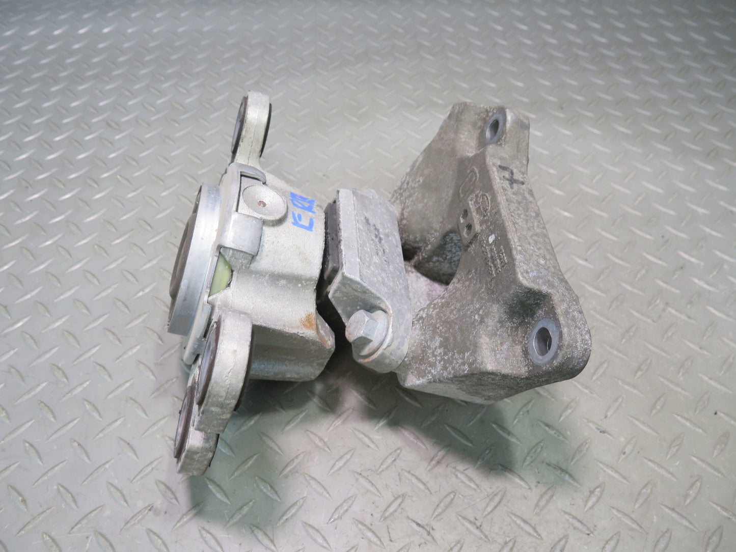 2012-2013 Range Rover Evoque L538 Engine Motor Mount Bracket Set of 3