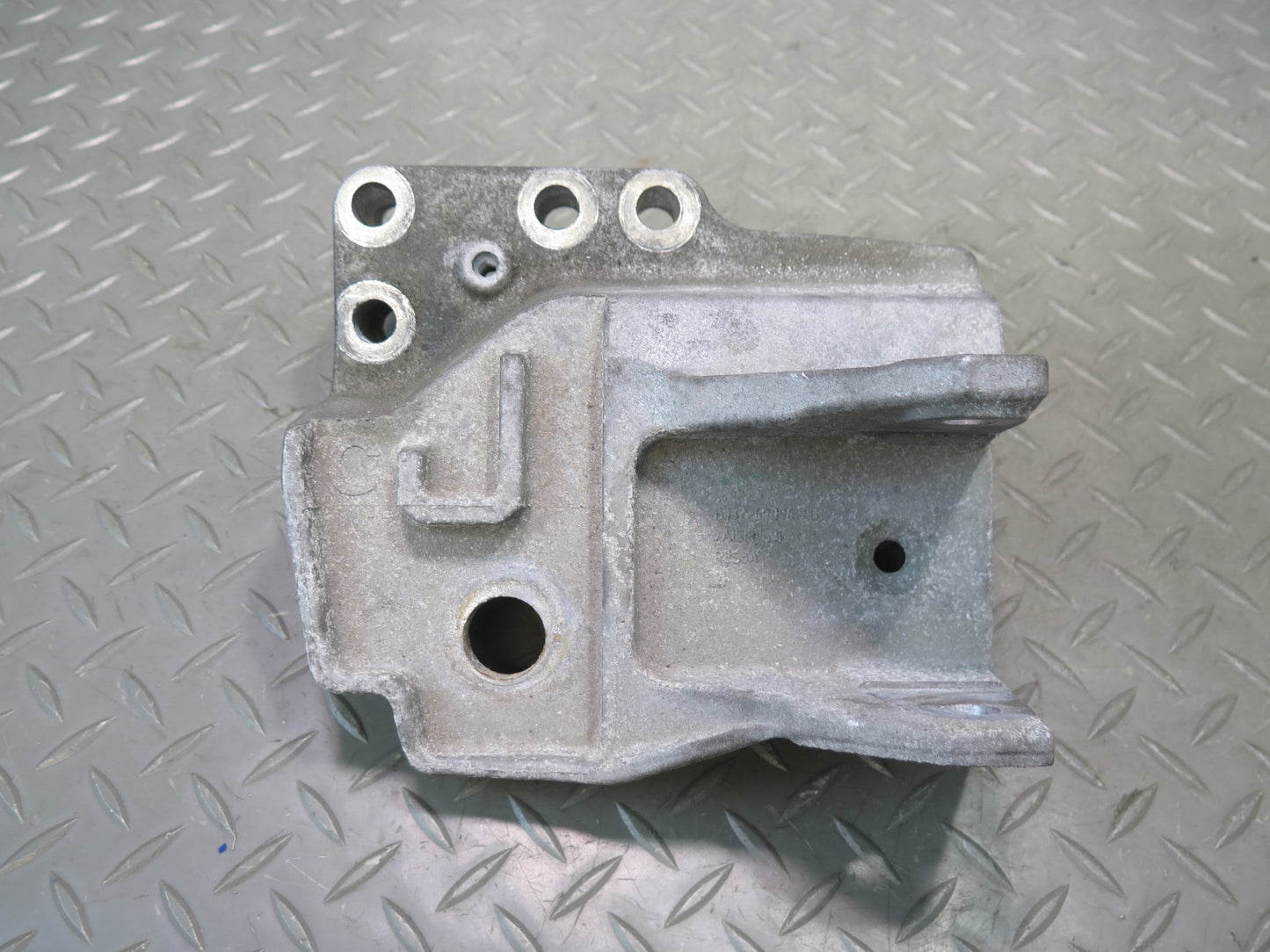 2012-2013 Range Rover Evoque L538 Engine Motor Mount Bracket Set of 3