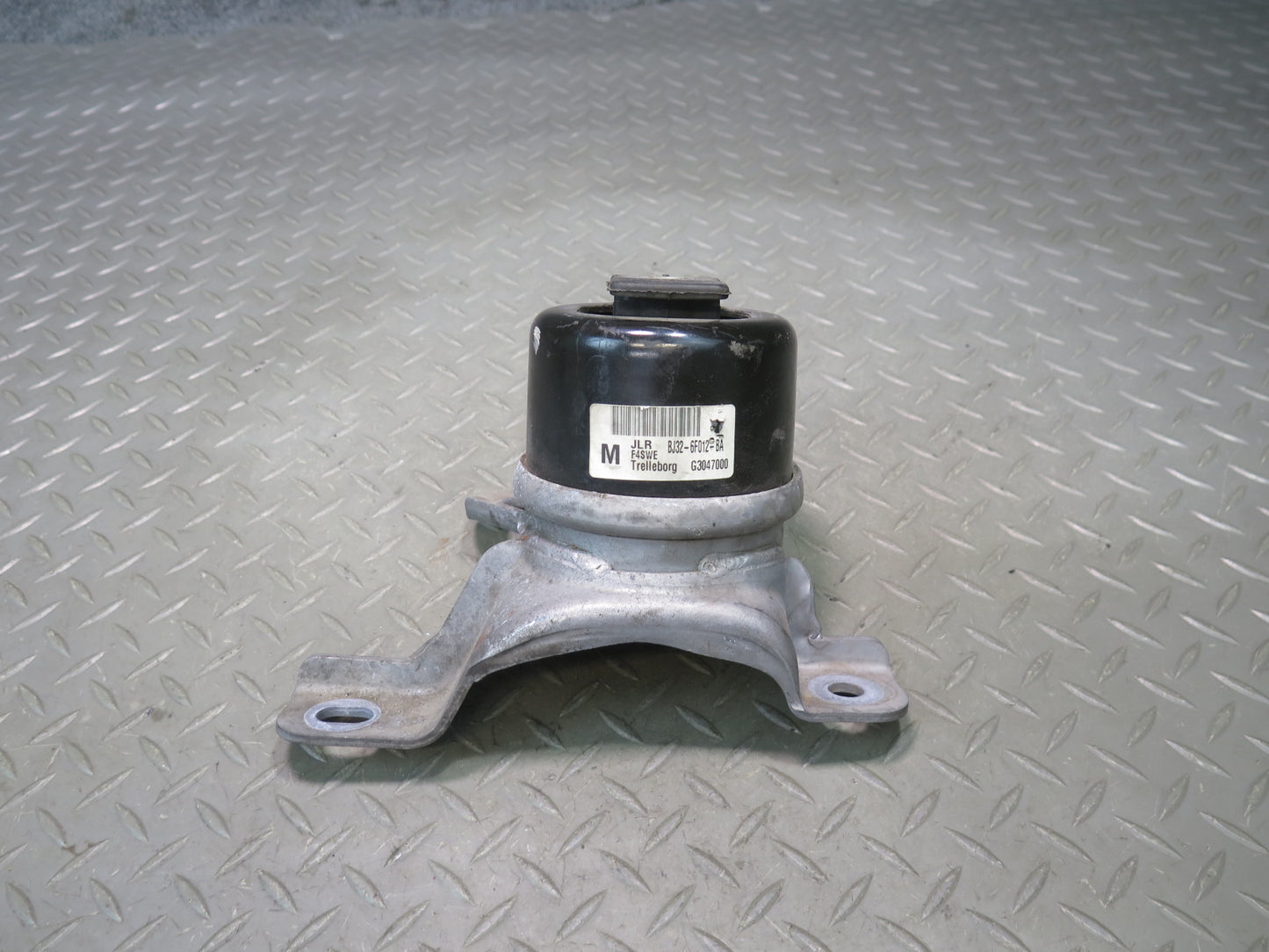 2012-2013 Range Rover Evoque L538 Engine Motor Mount Bracket Set of 3