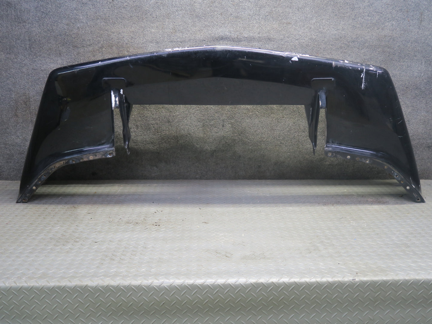 84-90 Chevrolet Corvette C4 Front Bumper Cover w License Plate Cover Black OEM