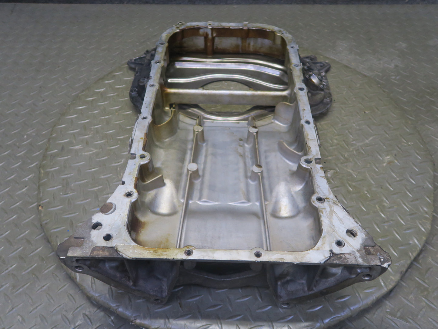 98-00 Lexus UCF20L LS400 1UZFE 4.0L Engine Upper Oil Pan OEM