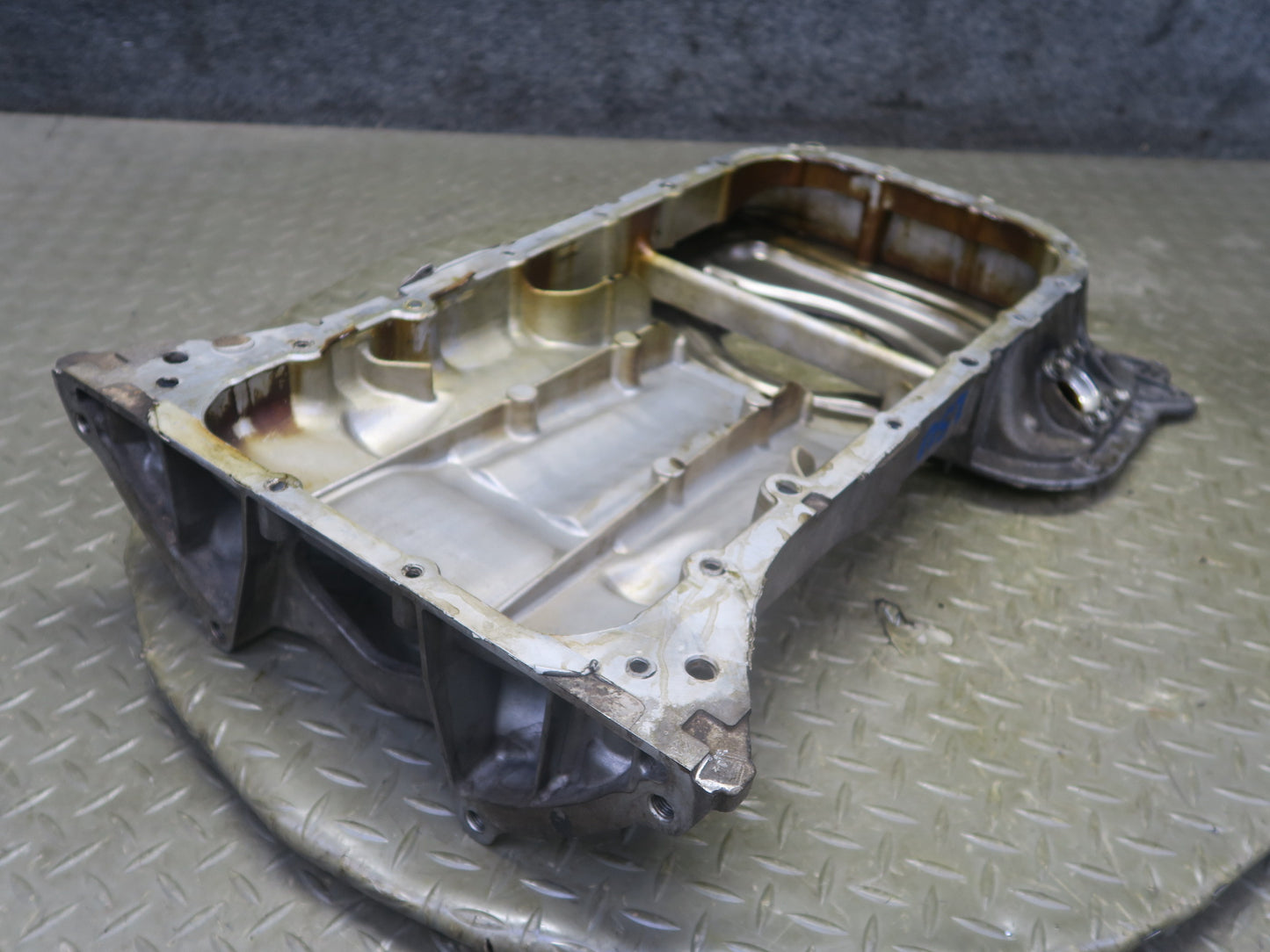 98-00 Lexus UCF20L LS400 1UZFE 4.0L Engine Upper Oil Pan OEM