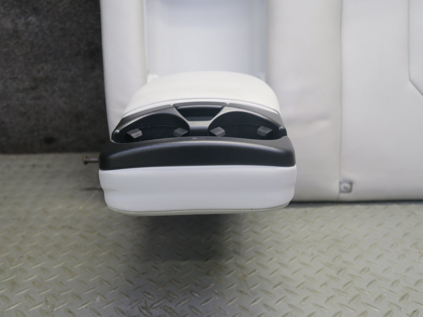 2012-2013 Range Rover Evoque L538 4DOOR Rear Left Seat Upper Leather Cushion