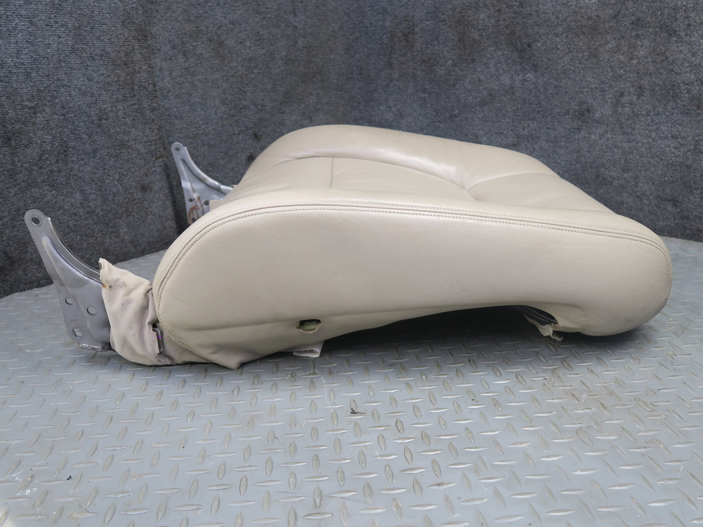 98-00 Lexus UCF20L LS400 Front Right Seat Upper Leather Cushion Ivory OEM