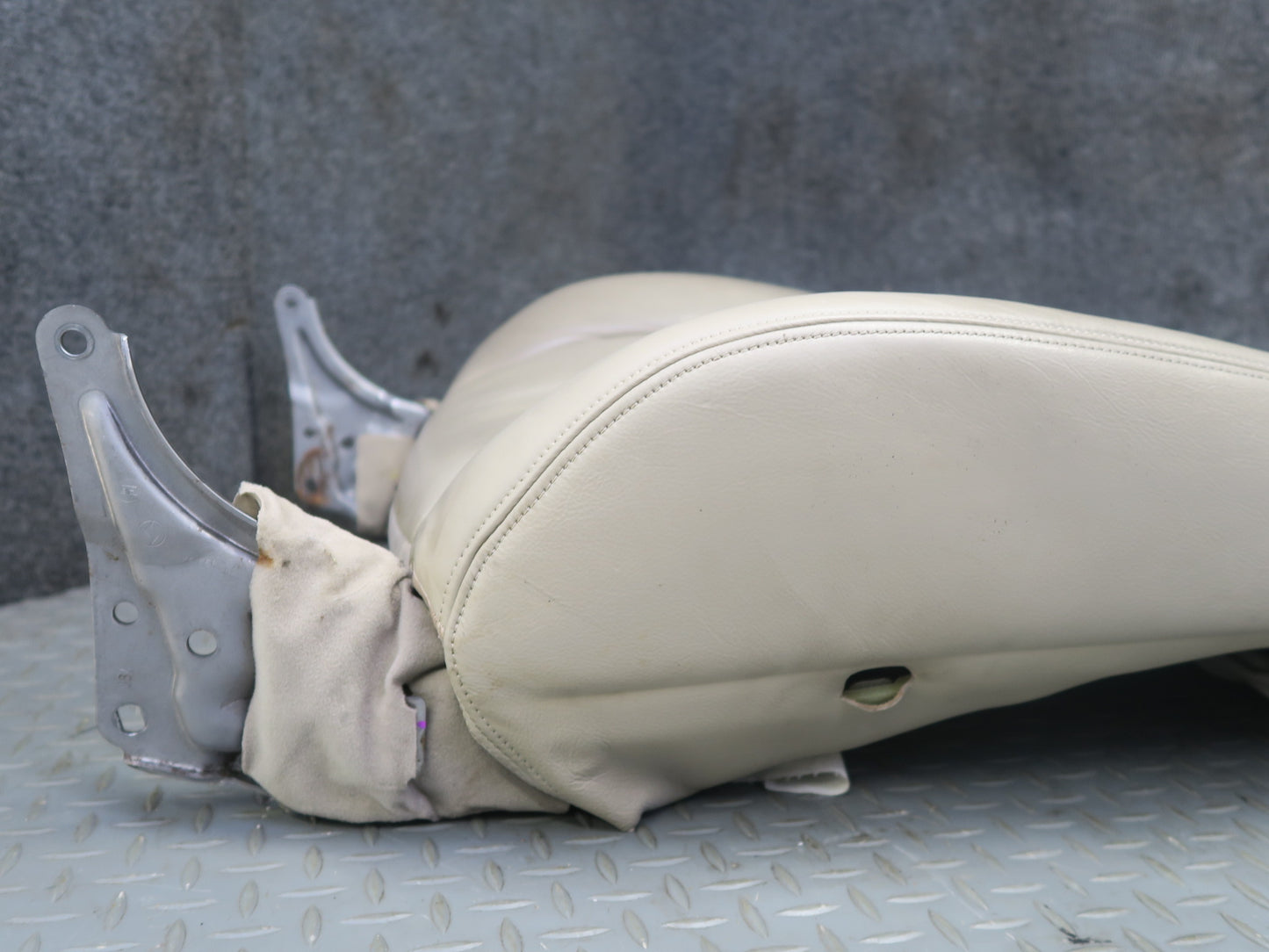 98-00 Lexus UCF20L LS400 Front Right Seat Upper Leather Cushion Ivory OEM
