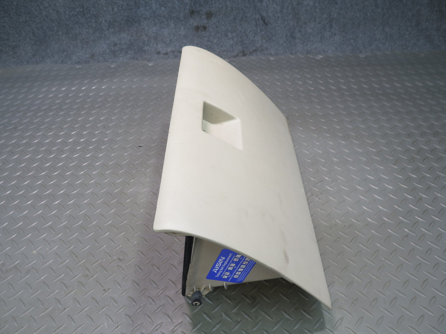 01-05 Lexus JCE10L IS300 Dash Glove Box Compartment Storage Ivory OEM