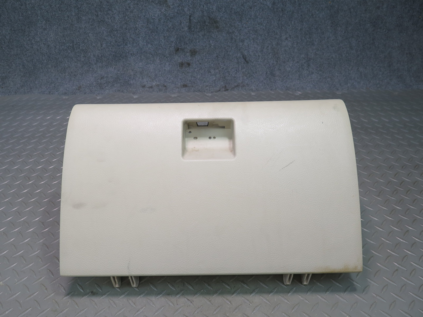 01-05 Lexus JCE10L IS300 Dash Glove Box Compartment Storage Ivory OEM