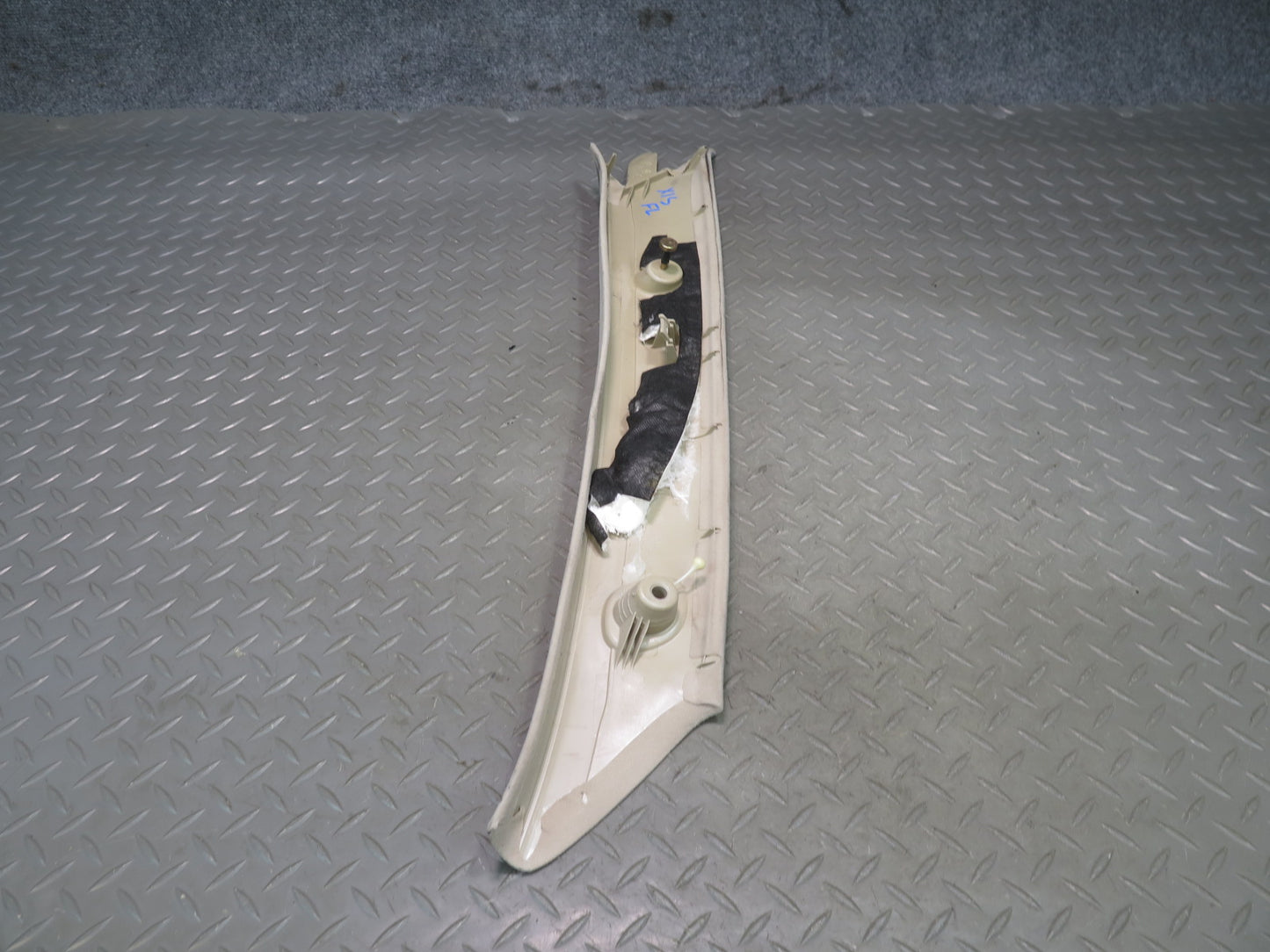 01-05 Lexus JCE10L IS300 Set of 2 Front Left & Right A Pillar Trim Cover OEM