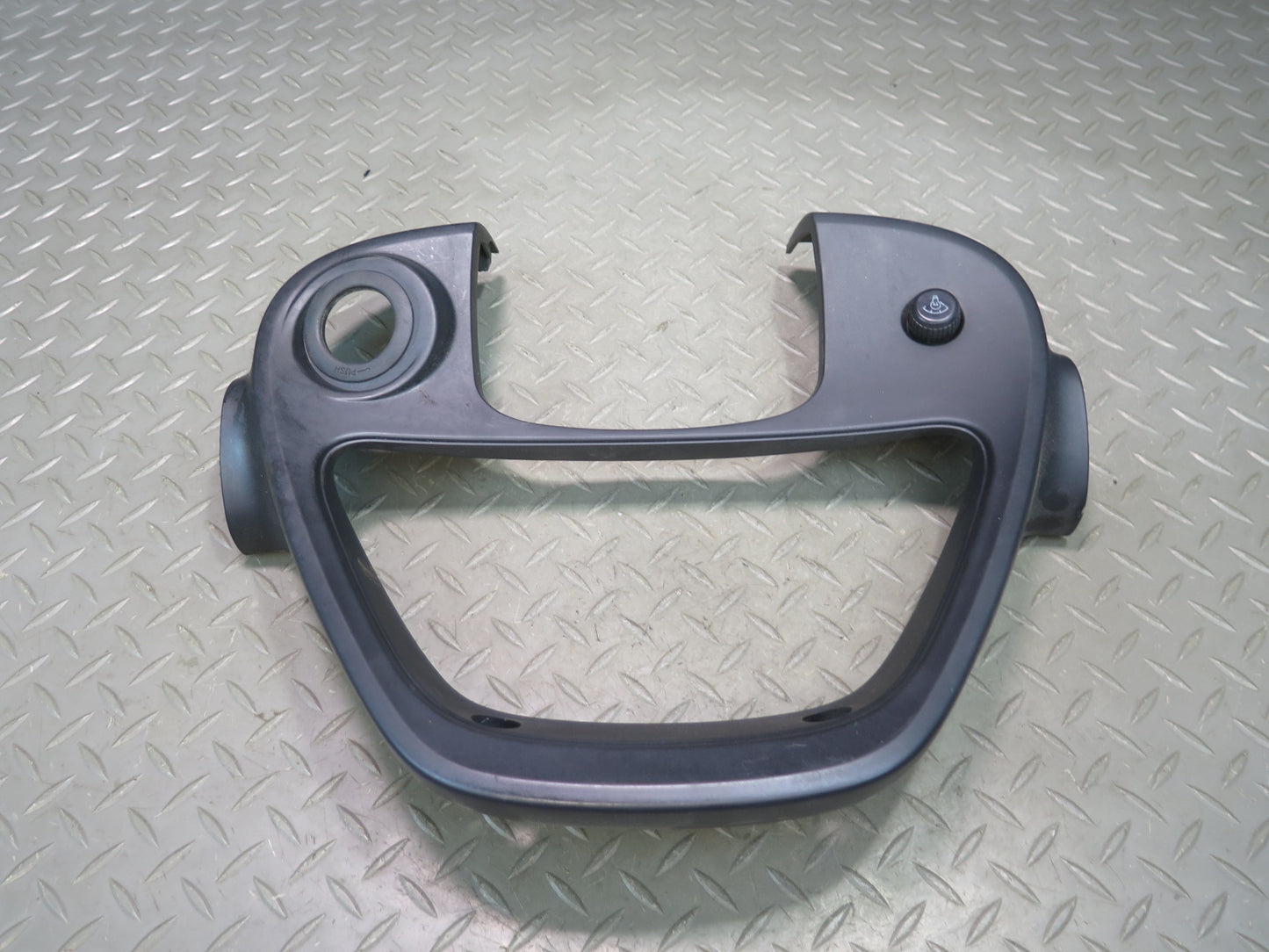 01-05 Lexus JCE10L IS300 Instrument Cluster Speedometer Trim Cover Black OEM
