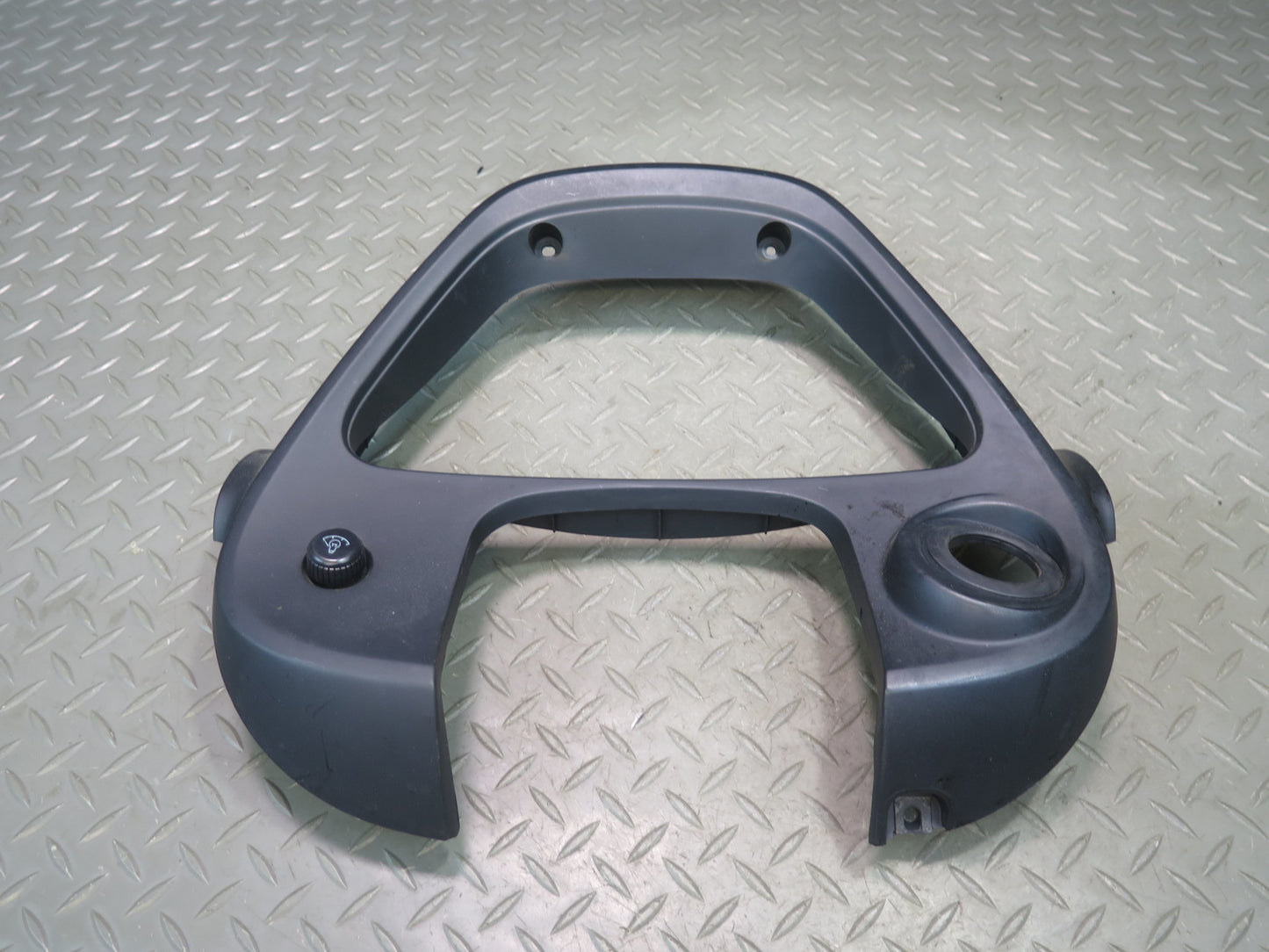 01-05 Lexus JCE10L IS300 Instrument Cluster Speedometer Trim Cover Black OEM
