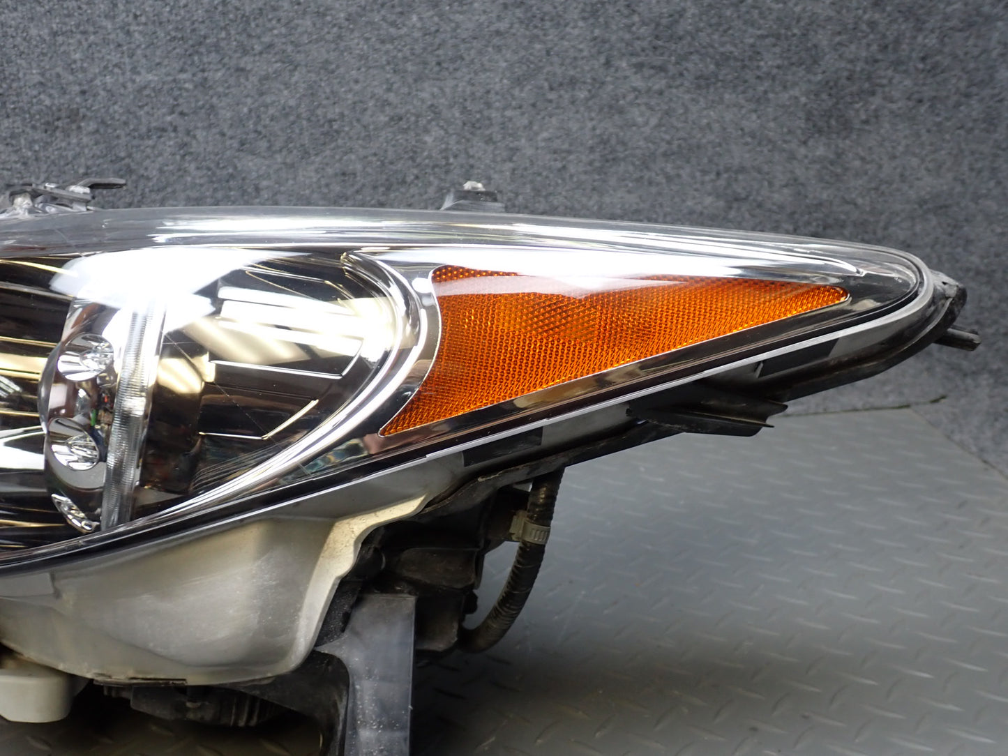 2013-2015 Infiniti JX35 QX60 Front Left Xenon HID Headlight Lamp