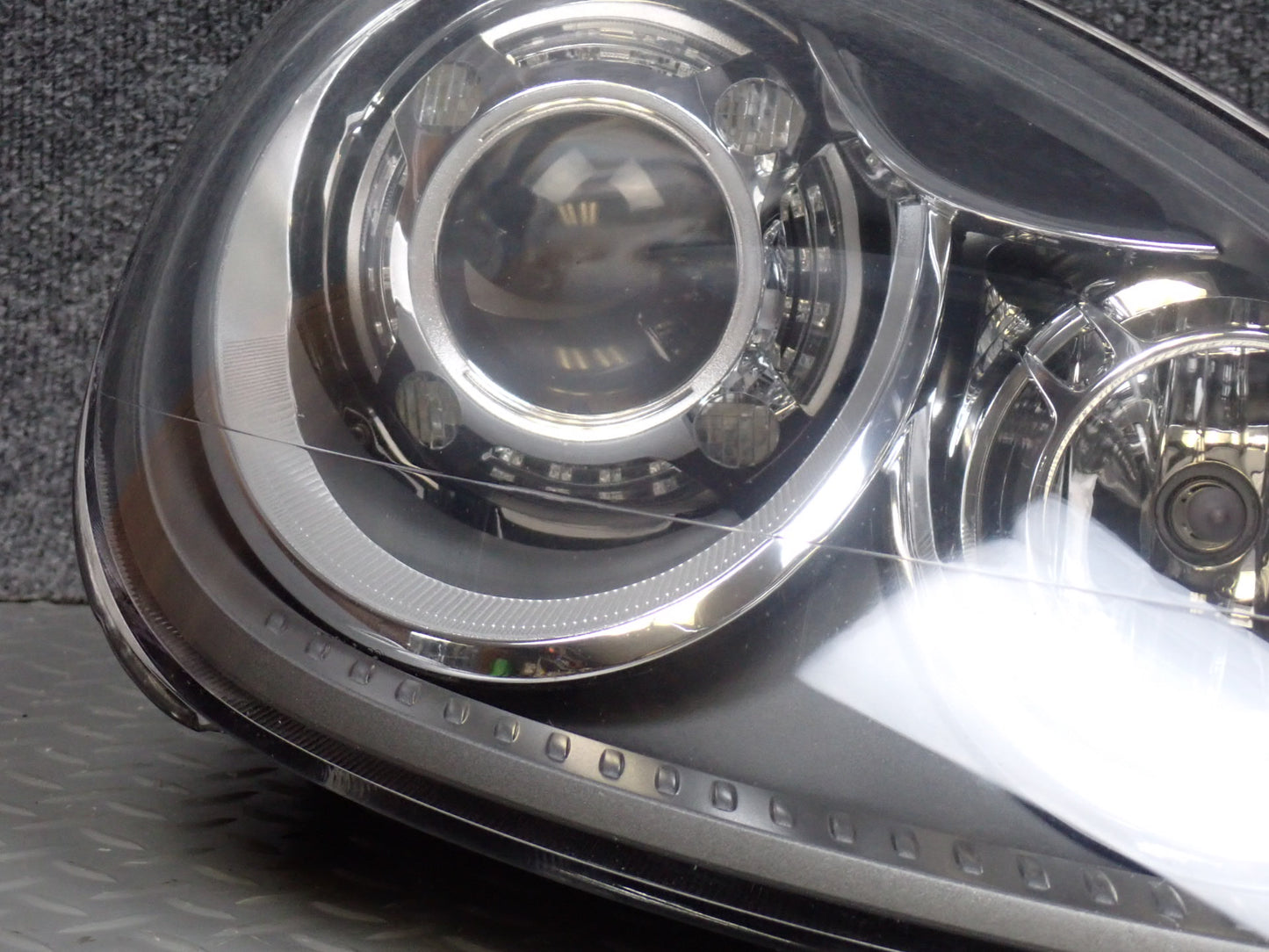 2011-2014 Porsche Cayenne 958 Front Right Side Xenon AFS HID Headlight Lamp