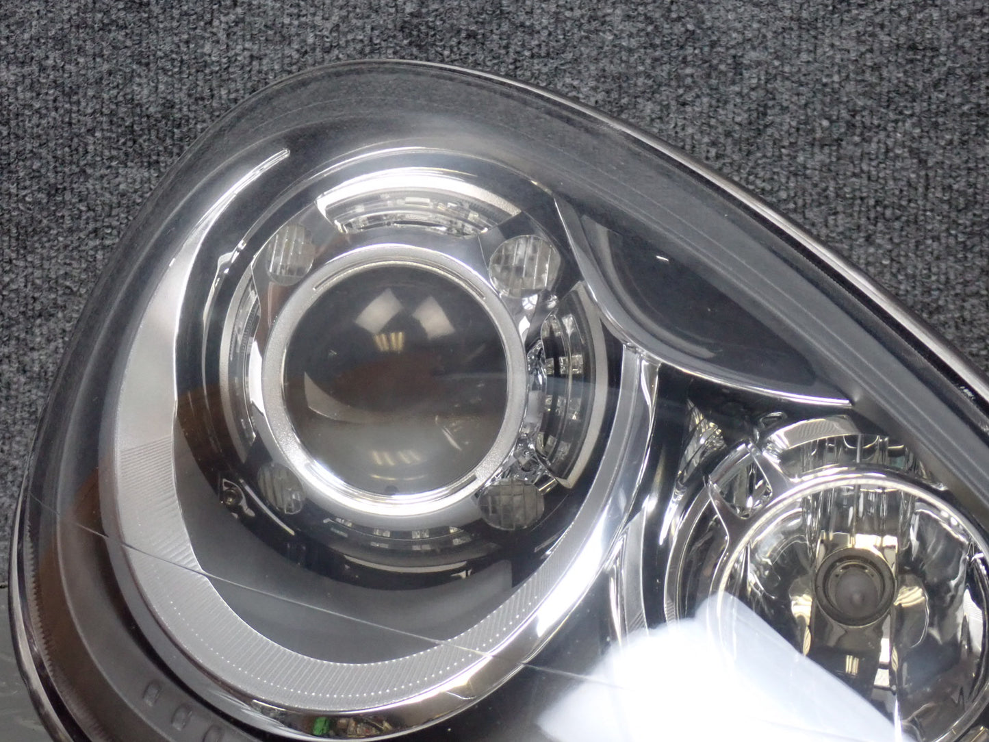 2011-2014 Porsche Cayenne 958 Front Right Side Xenon AFS HID Headlight Lamp