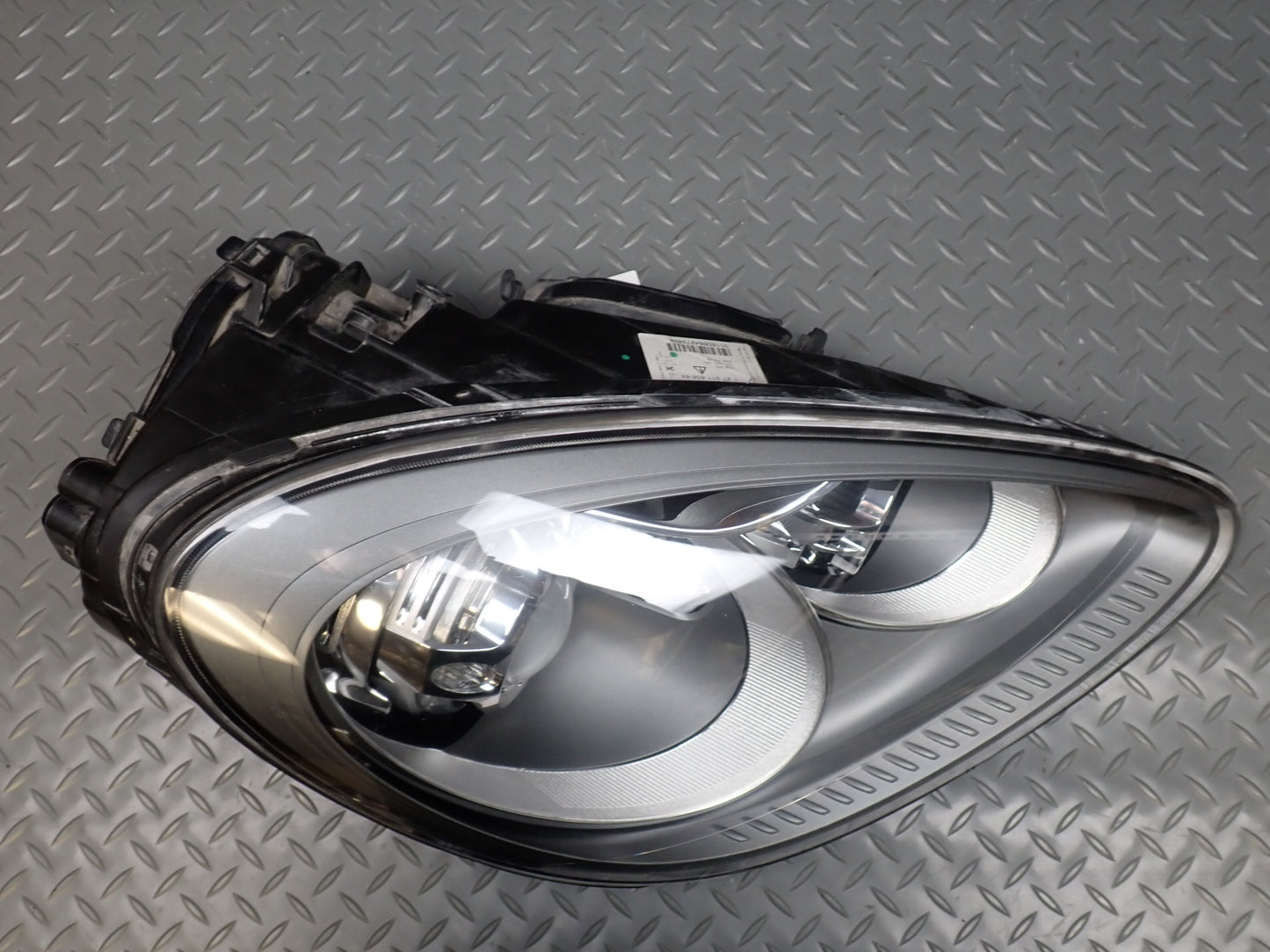 2011-2014 Porsche Cayenne 958 Front Right Side Xenon AFS HID Headlight Lamp