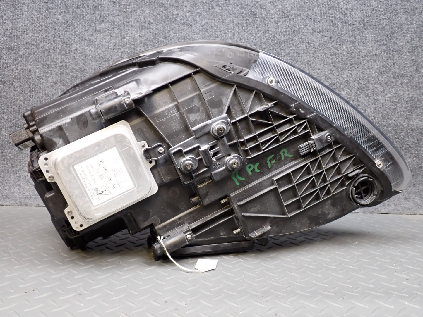 2011-2014 Porsche Cayenne 958 Front Right Side Xenon AFS HID Headlight Lamp