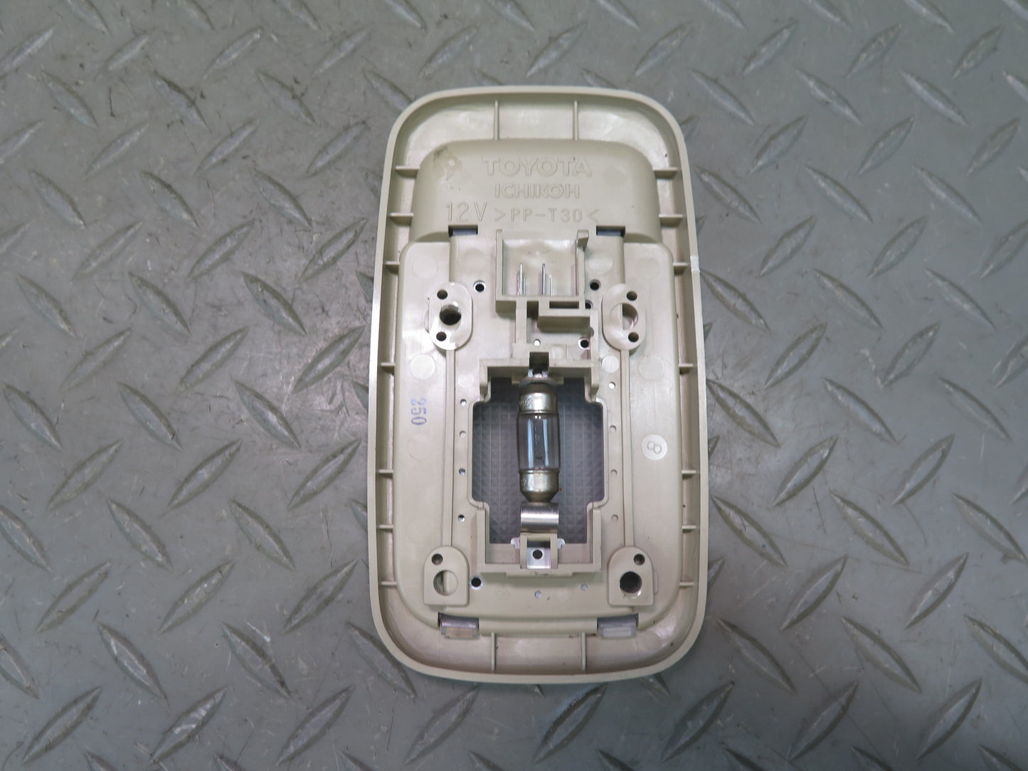01-05 Lexus IS300 Overhead Dome Reading  Interior Light Glove Box Switch Set