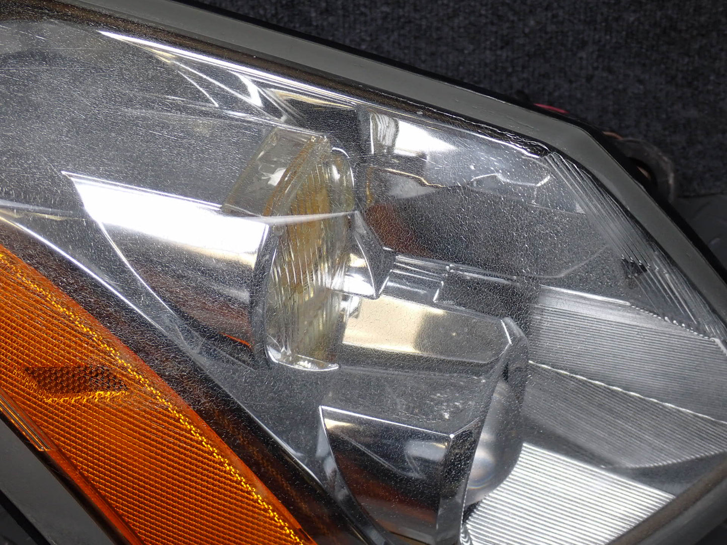 2004-2005 Cadillac XLR 4.6L V8 Front Right Pass Side Xenon Headlight Lamp