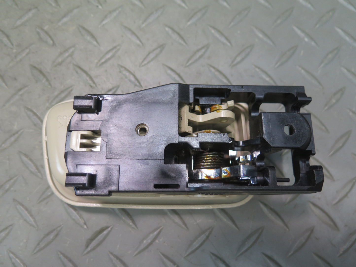 01-05 Lexus JCE10L IS300 Set of 4 Front & Rear Door Interior Handle OEM